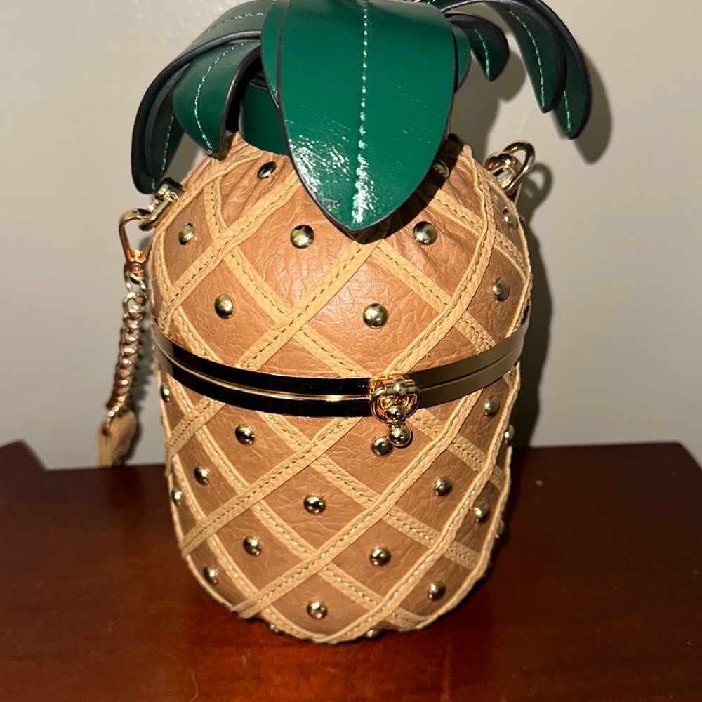 Pineapple Purse